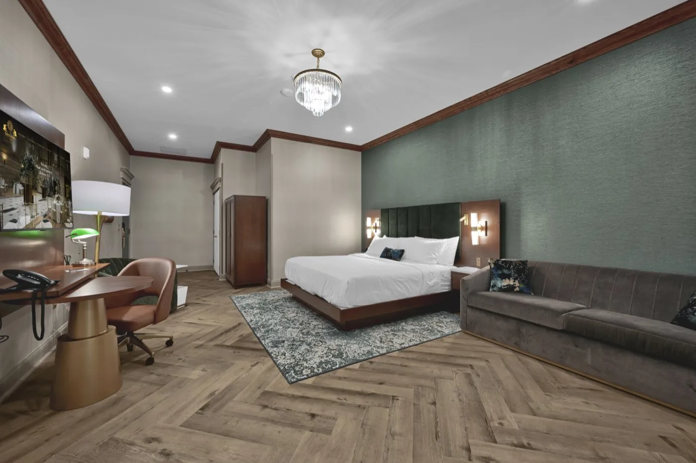 Standard King room